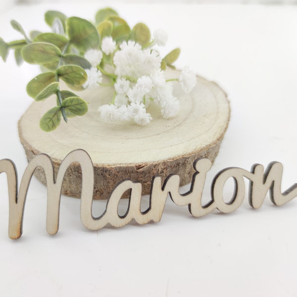 Mark place first name cut out of wood - Model Luana - Wedding, Baptism, or Birthday - Personalized table decoration