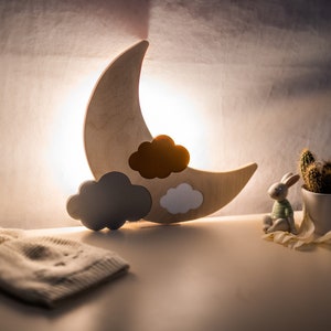 Moon wooden wall light - Customizable night light - Baby and child room decoration