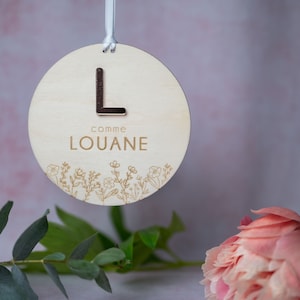 Placa medalhão personalizada em madeira e plexiglass - Modelo floral ou vegetal - Decoração de parede em madeira para pendurar