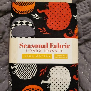 1-Yard Cut Fall Pumpkins 100% Cotton Fabric