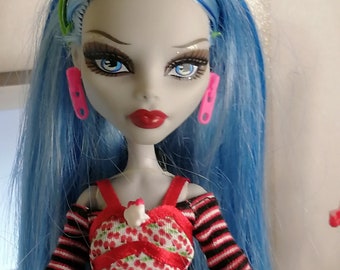 Monster High Doll Ghoulia Yelps With Pet and Scooter, Original Mattel ...