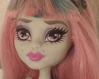 コレクター向けフリーク・ドゥ・シック モンスターハイドール、OOAK