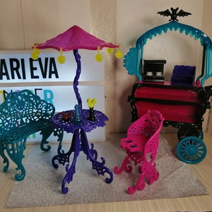 Monster high fourniture/meuble Scaris: City of Frights Cafe Cart - année 2012