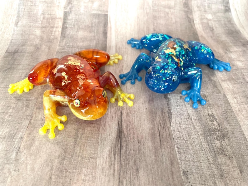 Resin Frogs image 1