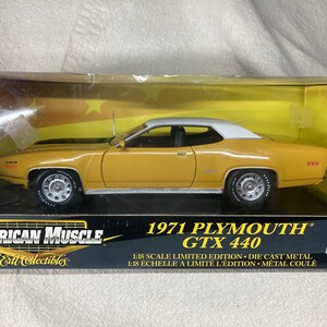 Ertl 1:18 Scale 1971 Plymouth GTX 440 | American Muscle | Die-cast Model Car | Hobby Edition | 1 of 5,000 | Butterscotch