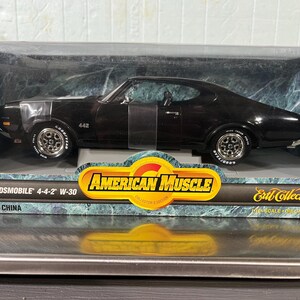 18分の1 ERTL 1/18 Oldsmobile 442 ミニカー il_300x300.6970405744_2pwr.jpg