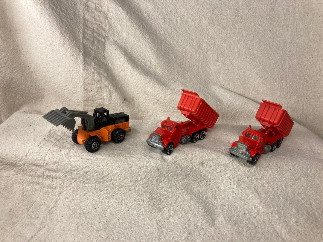 Vintage Hot Wheels 1979 Peterbilt Dump Trucks and Wheel Loader 1979