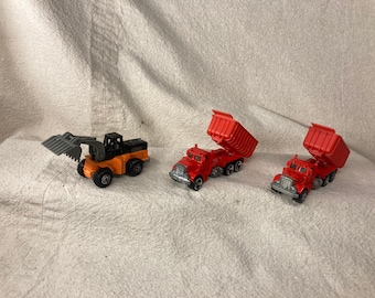 Vintage 1979 Hot Wheels Construction Toys: Peterbilt Dump Trucks & Wheel Loader
