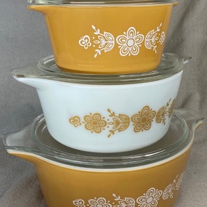 Vintage Pyrex Butterfly Gold Casserole Dishes w/ Lids | Butterfly Gold | Pyrex #472, 473, 474-B, 475-B
