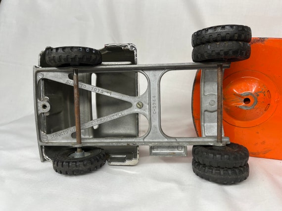 Rare Pressed Steel Structo Cattle Farms Semi Truck | Structo