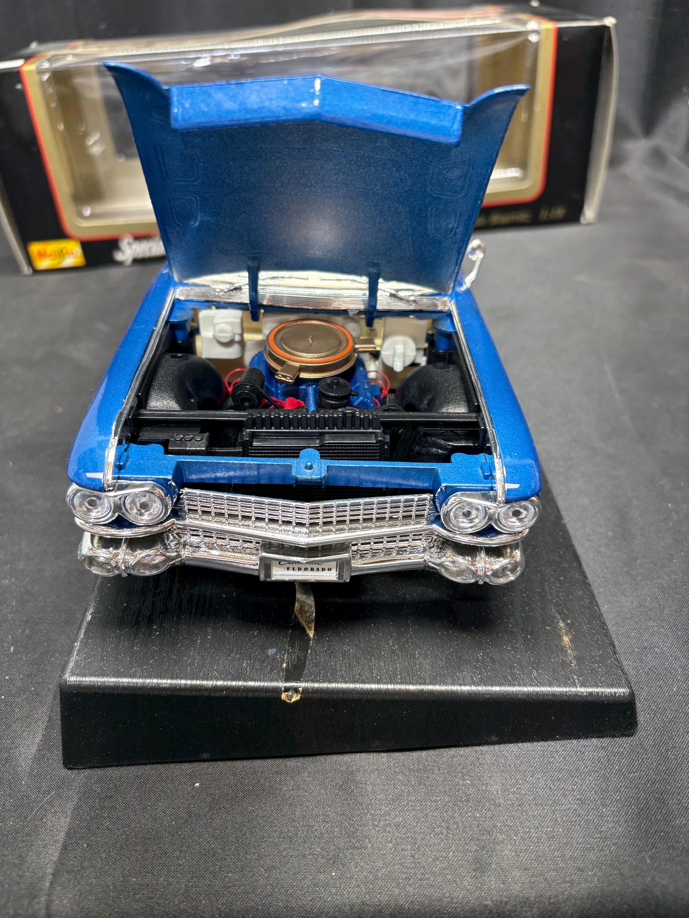 Maisto Cadillac Eldorado Biarritz 1959 - Miniature 1/18 - Occasion Boîte E8