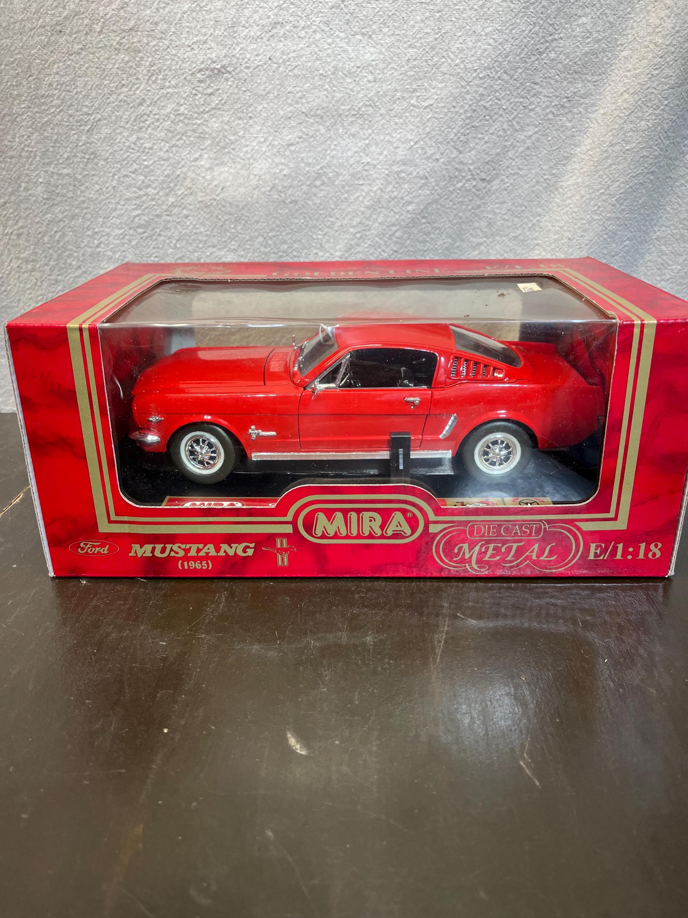 Mira 1:18 Scale 1965 Ford Mustang | Golden Line Collection | Die