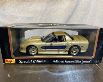 Maisto 2003 Corvette Diecast Model Car | 1:18 Scale Guldstrand Signature Edition