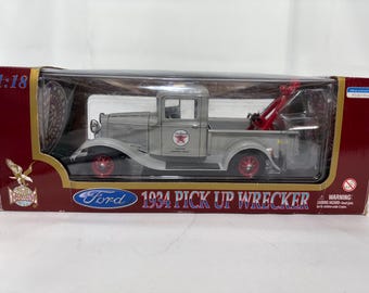 1957 Chevrolet Bel Air Diecast Model Car - Road Legends 1:18 Scale