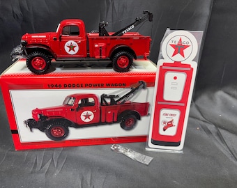 【新品】ダンバリーミント 1946 Dodge Power Wagon 1/24 Danbury Mint 1946 Dodge Power Wagon Army Green Pickup Truck 1:24