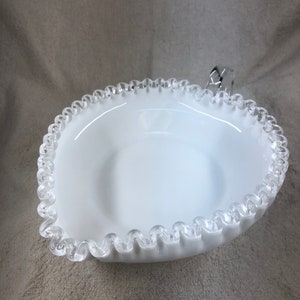Fenton Silver Crest Double Crimped Ruffled Leaf/Heart Shaped Candy Dish | 1960&#39;s