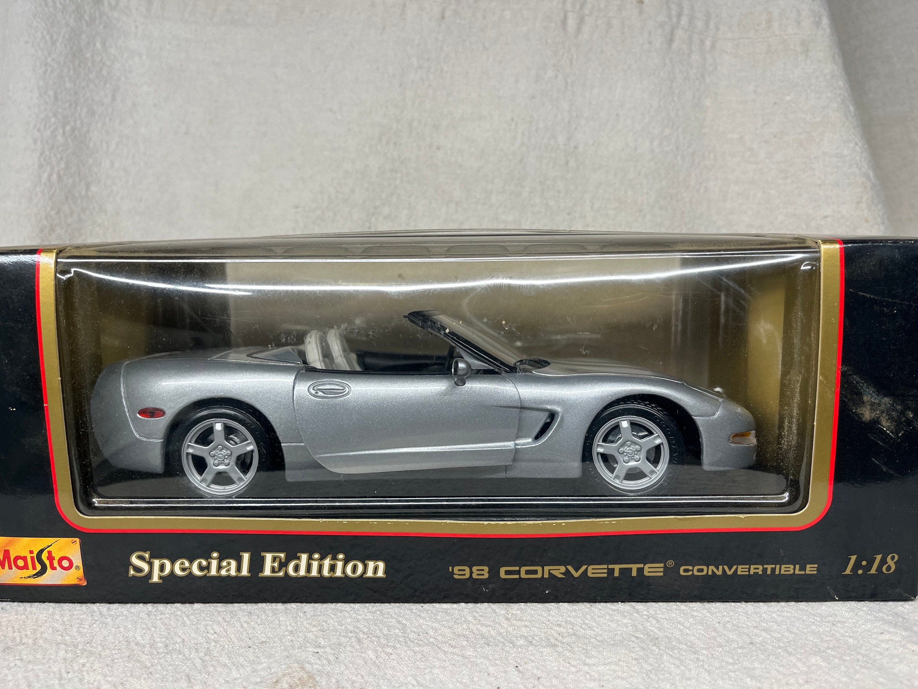 Maisto 98 sales corvette convertible