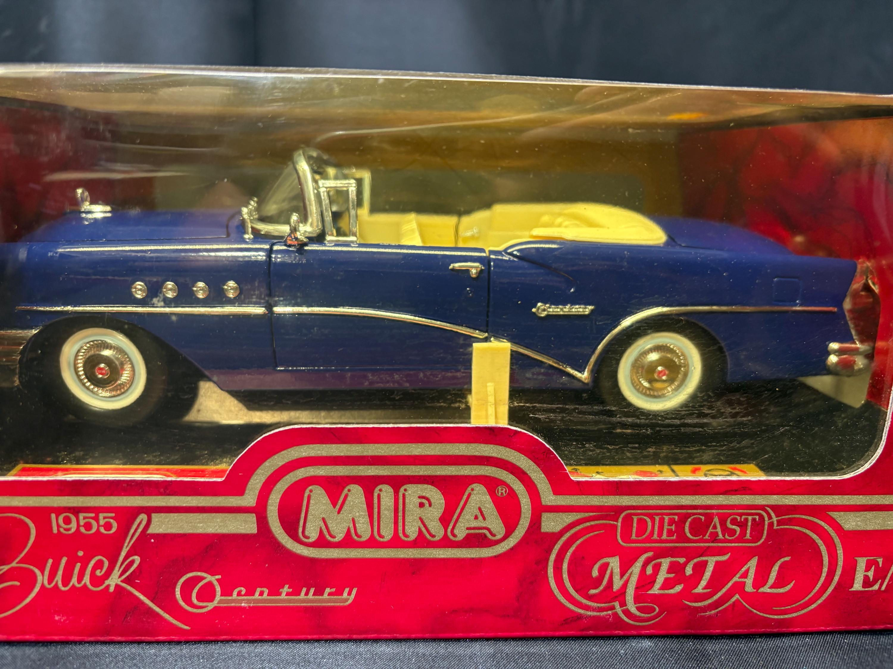 Mira 1955 Buick Century Diecast Model Car - 1:18 Scale Golden Line
