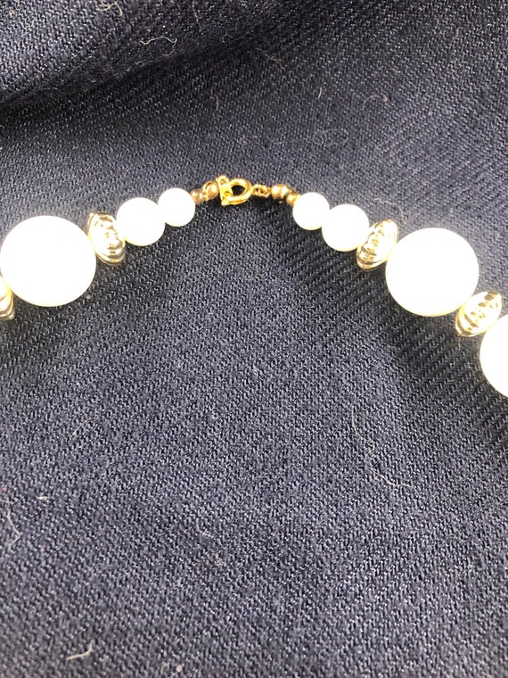 Vintage White Lucite 19" Necklace | Lucite | Neck… - image 5