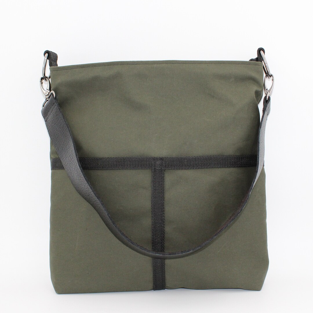 Chive Green Waxed Cotton Shoulder Bag Hecho a mano en Etsy España
