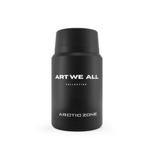 Puede incluir: Termo negro con el texto "ART WE ALL COLLECTION" en blanco. La parte inferior del termo tiene el texto "ARCTIC ZONE" en blanco. El termo es cilíndrico con una tapa negra.