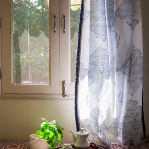 Block printed sheer curtains/Voile curtains/Sheer panels/Indian Hand made curtains/Curtain panels/Bohemian curtains/Fringes/les Rideaux