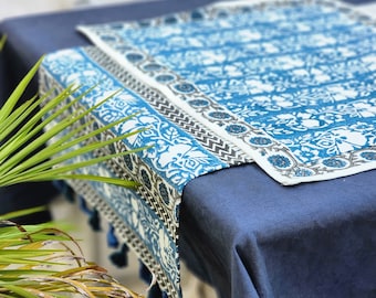 Set katoenen placemats met blokprint: blauwgrijze tafelmatten met bloemen