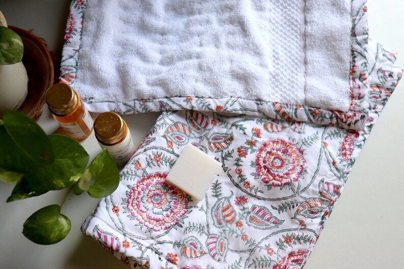 Pink bathroom towels,Block Printed,Indian,Towel set,Set of three,Highly Absorbent,100%Cotton terrytowel,quilted,kantha,Powder room towel set image 4