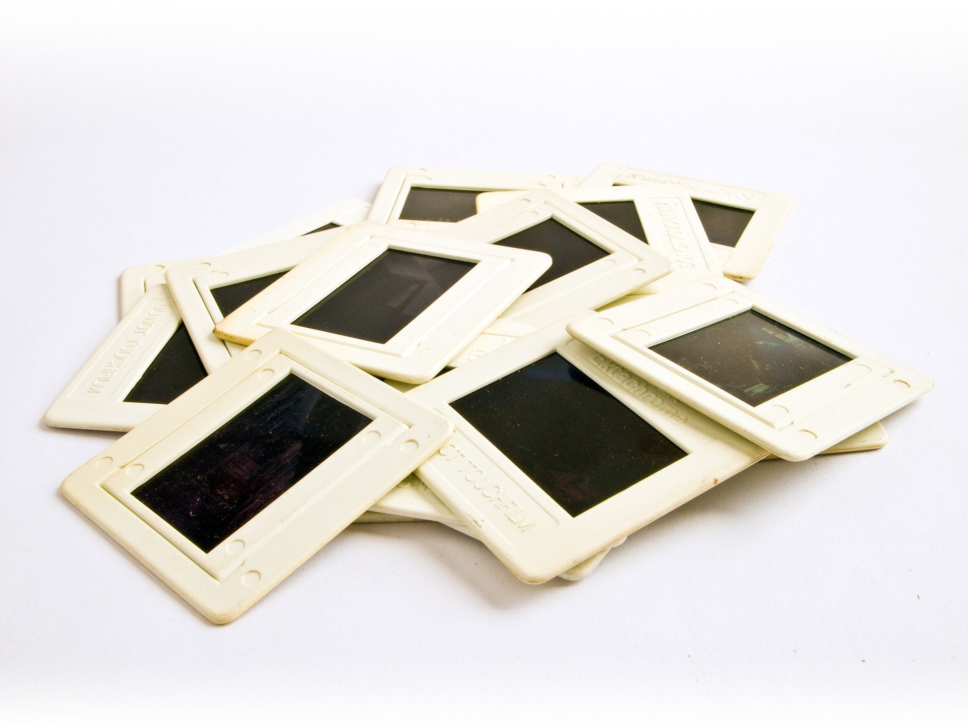 500 Slides Professionally Scanned to Digital, Slide Scans, Digitize