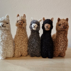 Mini Alpaca Figurines!