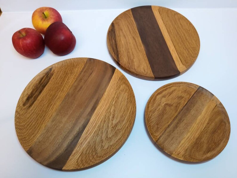 colour and shape Beautiful American walnut small platter plate bowl with some gorgeous figure