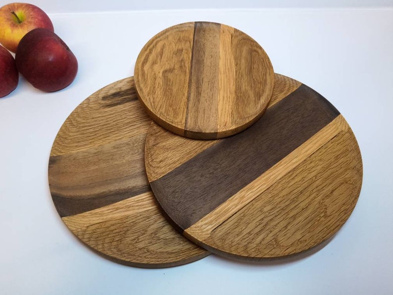 colour and shape Beautiful American walnut small platter plate bowl with some gorgeous figure