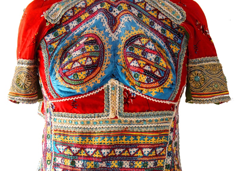 1940s Indian Embroidered Top Gujarati Kutch hand embroidery Old TRIBAL Ethnic India belly dance Folk shirt Antique Choli Top