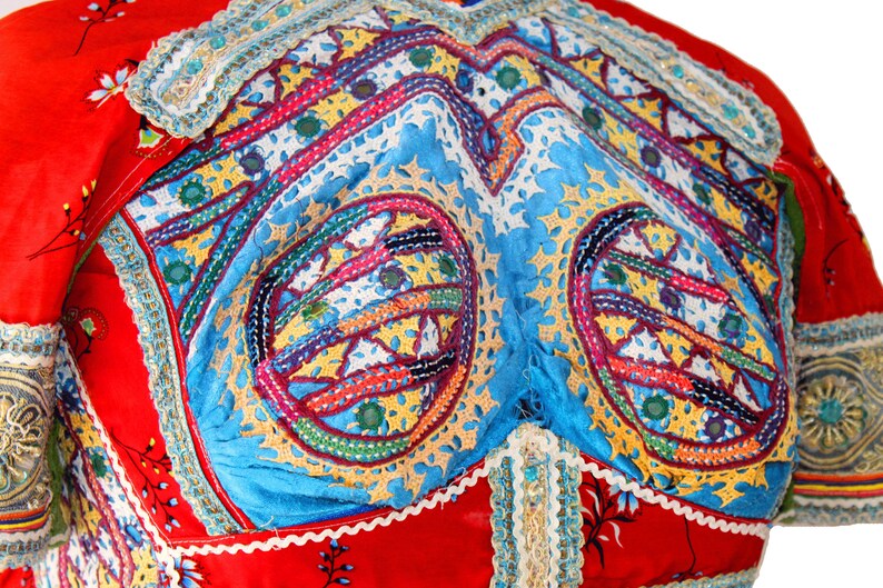 1940s Indian Embroidered Top Gujarati Kutch hand embroidery Old TRIBAL Ethnic India belly dance Folk shirt Antique Choli Top