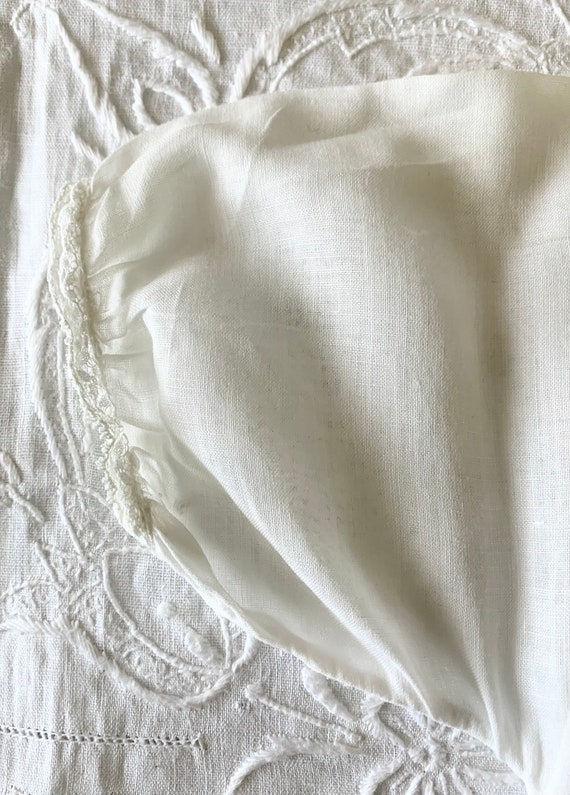 Antique Long White Chicken Embroidered Short Slee… - image 4