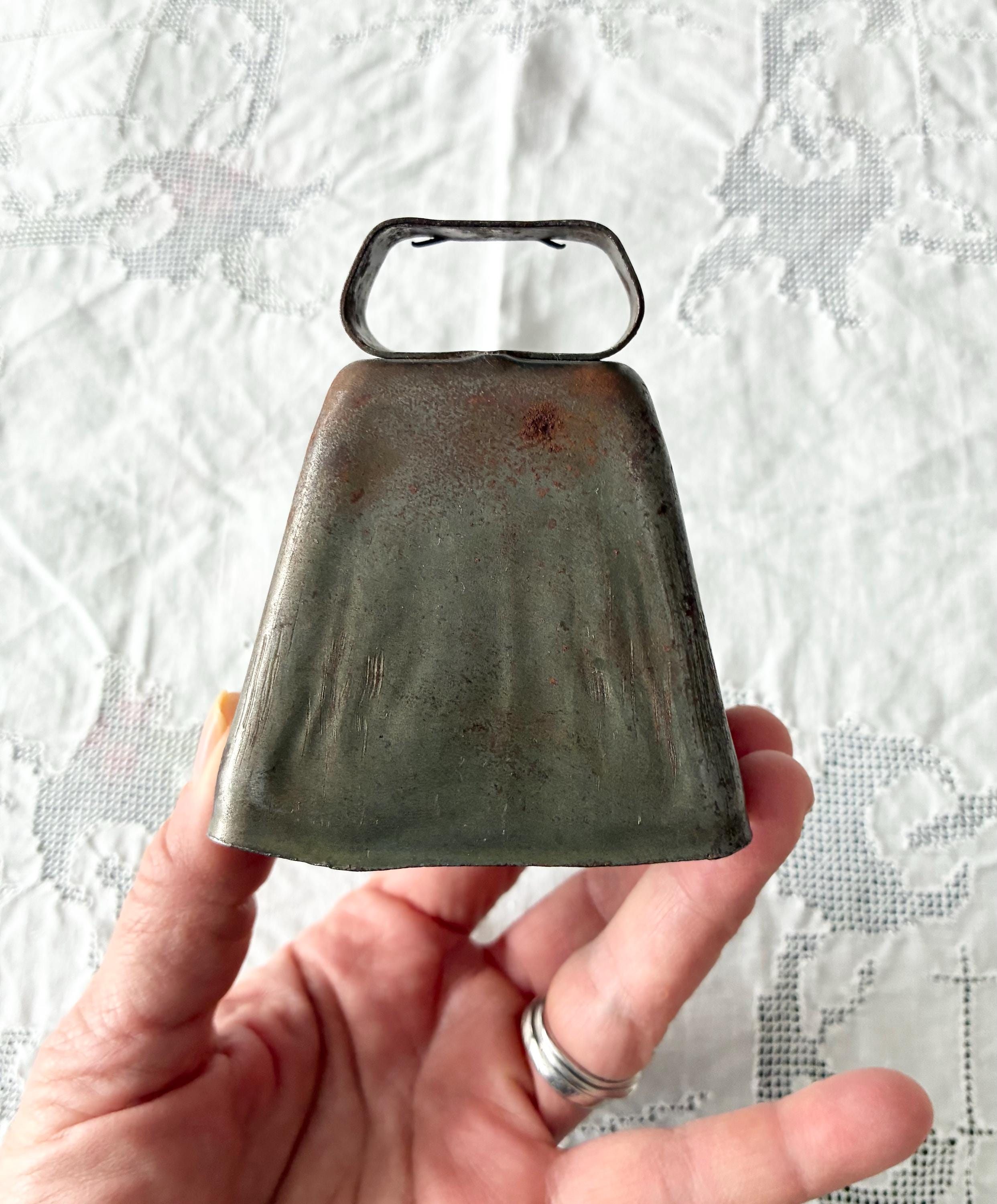 Antique Metal Farm Cow Bell,primitive Rustic Shabby Chic Cottage ...