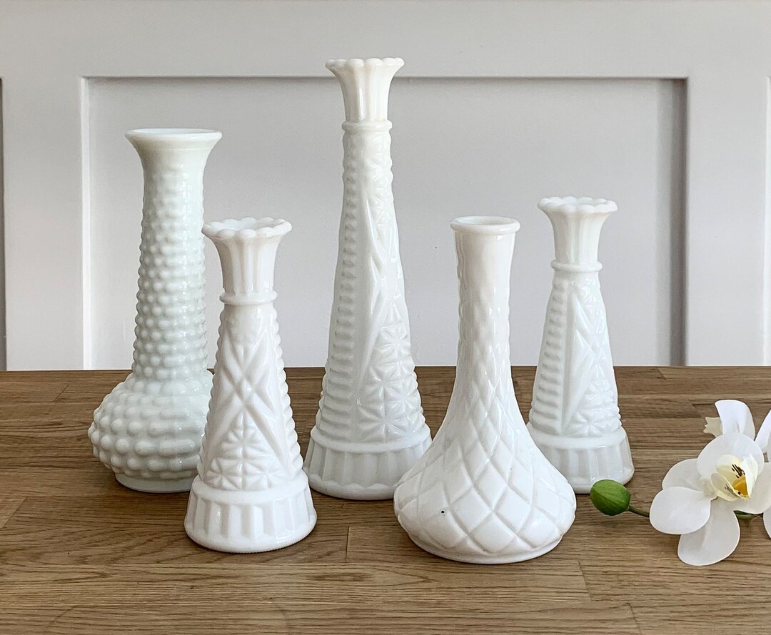 SET OF 5 Vintage White Milk Glass Cut Glass Bud Vases,cottage Farmhouse