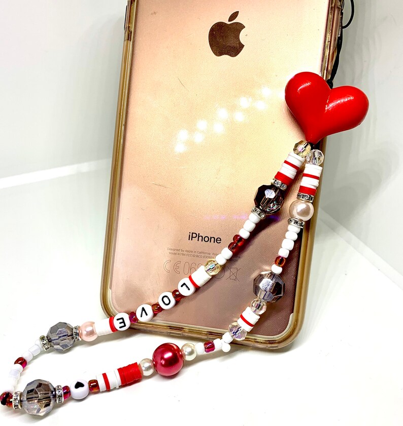 Beaded \u201cheart throb\u201d love heart red beaded phone strap bead phone charm cute love heart phone charm strap