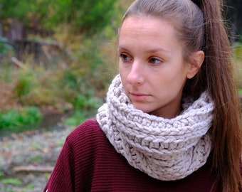 Crochet Beige Chunky Handmade NeckWarmer, Unisex Cowl, Crochet And Knit Fashionable Winter Accessory, Gift For Her And For Him