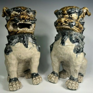 Pair China Chinese Polychrome Porcelain Guardian Lions Foo Dogs Qing Ca. 19th c.
