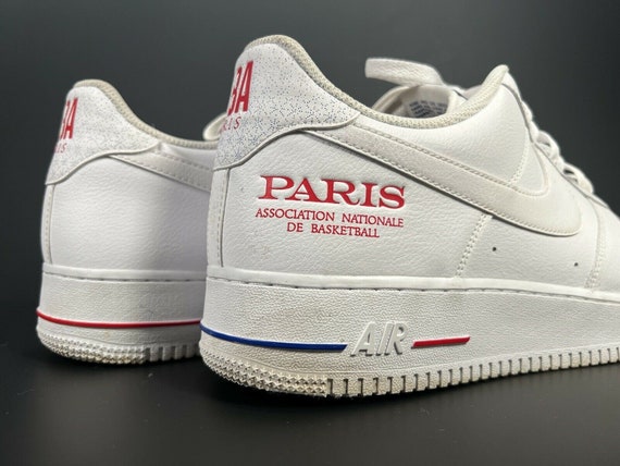 RARE Nike Air Force 1 Low white leather NBA Paris… - image 4