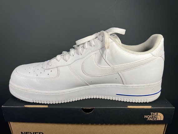 RARE Nike Air Force 1 Low white leather NBA Paris… - image 7