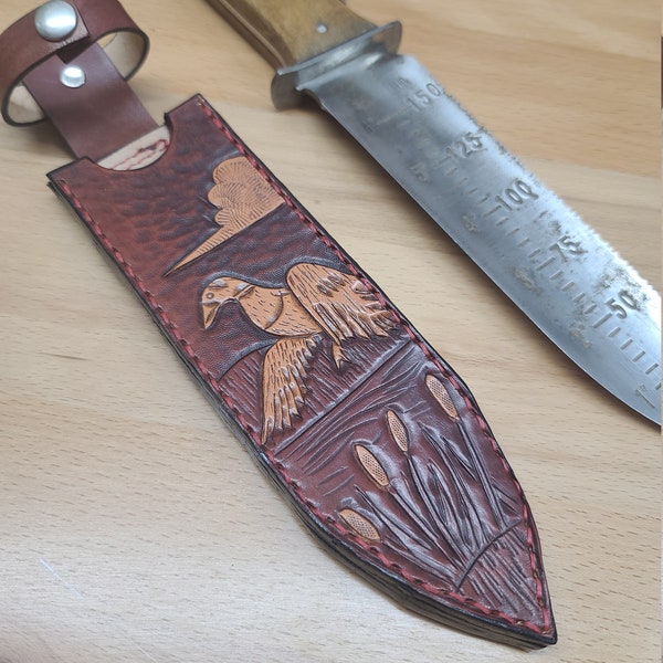 Tooled Leather Hori Hori Garden Knife Sheath - Duck in Mahogany Two Tone