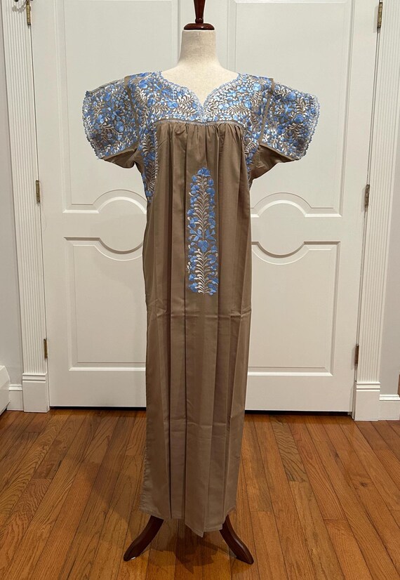 San Antonino Maxi Dress, Oaxaca Mexican Dress. Hand Embroidered. Multicolor  Silk Threads, - Etsy