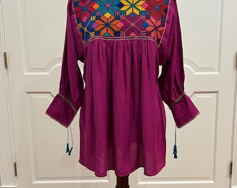 Mexican blouse with 100 % Hand Cross-stitch Embroidered, Artisan Top, Boho, Hippie, Hand Made, Chiapas top,
