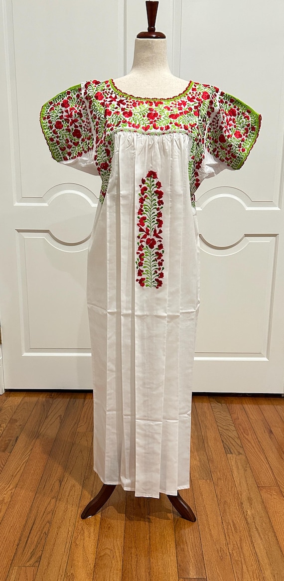 green emerald velvet dress Oaxaca Embroidered Maxi Dress One Size (S M L) / Yellow