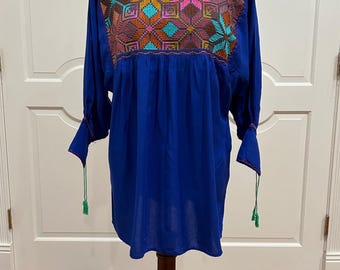 Mexican blouse with 100 % Hand Cross-stitch Embroidered, Artisan Top, Boho, Hippie, Hand Made, Chiapas top,