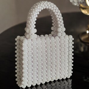 Cartera de novia con cuentas blancas, bolso pequeño hecho a mano con asa superior, regalo para el día de la madre, monedero con cuentas, accesorio clásico para bodas, bolsos de mujer