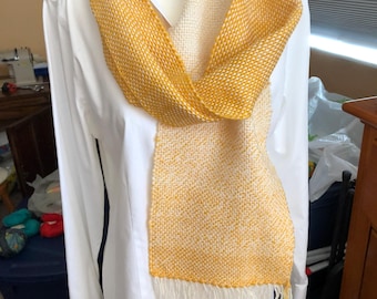 bufanda tejida a mano