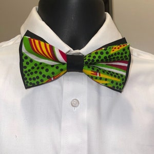 Men's Pretied Bow Tie, Men's African Bow Tie, Ankara Bow Tie,  Bow Tie, Groomsmen, Wedding, Black History Month, Adjustable